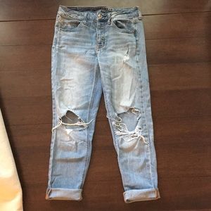 American Eagle boyfriend jeans